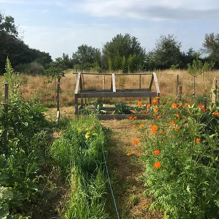 Kemping La Dorepontaise Roulotte