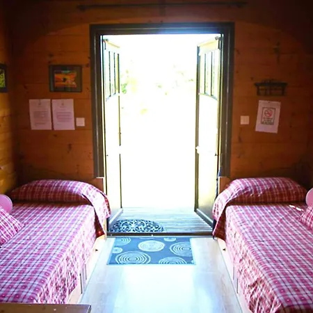 Camping La Dorépontaise Roulotte Pondaurat