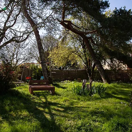 Camping La Dorépontaise Roulotte