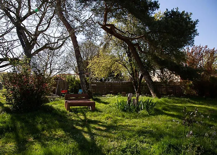 캠프장 La Dorepontaise Roulotte